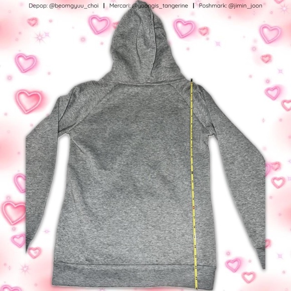 Grey and pink hoodie 🩶🩷 - Picture 3 of 3